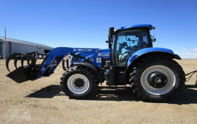 gallery/2014 new holland t7.175